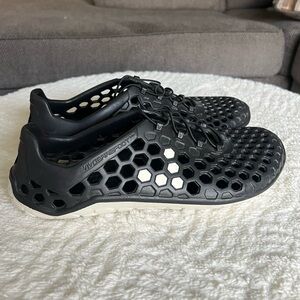 Vivo Barefoot Black Athletic Shoes